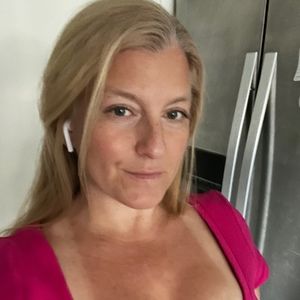 Meet your Posher, Caroline